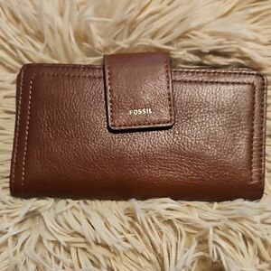 New Fossil logan RFID Tab Clutch Brown